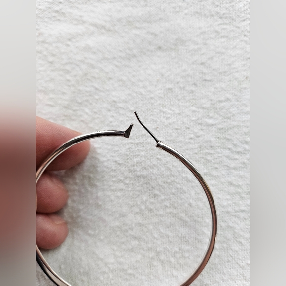 Premier Designs On The Town Silver Plated Hoop Earrings, Large, Reflective, NIB - Picture 10 of 16